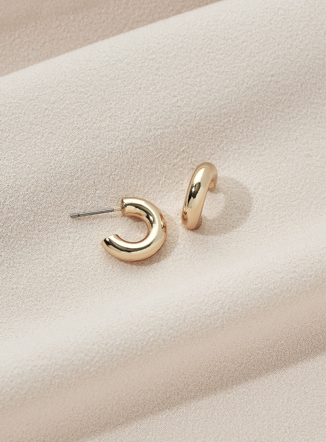 Olive & Piper Baby Icon Hoops