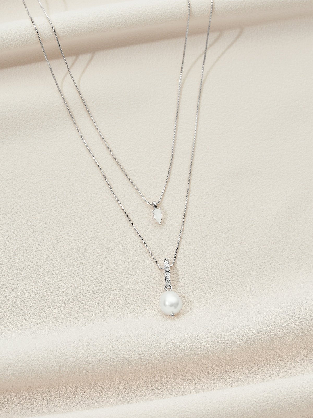 Marvellous love beautiful online Swarovski pearls layered set