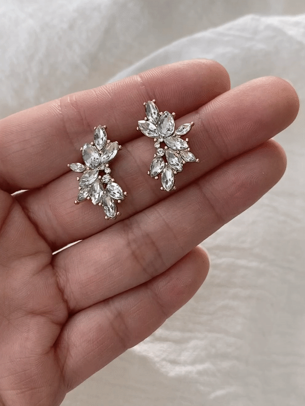 Della Circle Stud Earrings – Olive & Piper